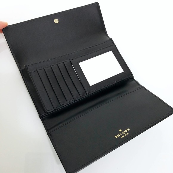 Kate Spade Bay Street Sandra Wallet Almndne/Black Style# WLRU2641 - Picture 4 of 6